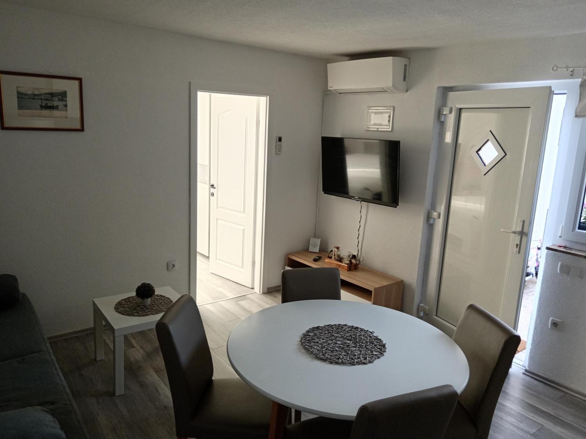 Apartments Boric Cres Exterior photo